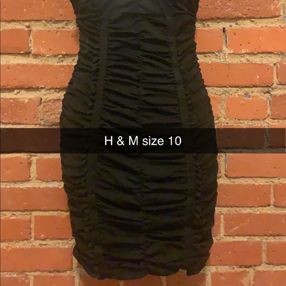 H&M Dress size 10 - Picture 3 of 3